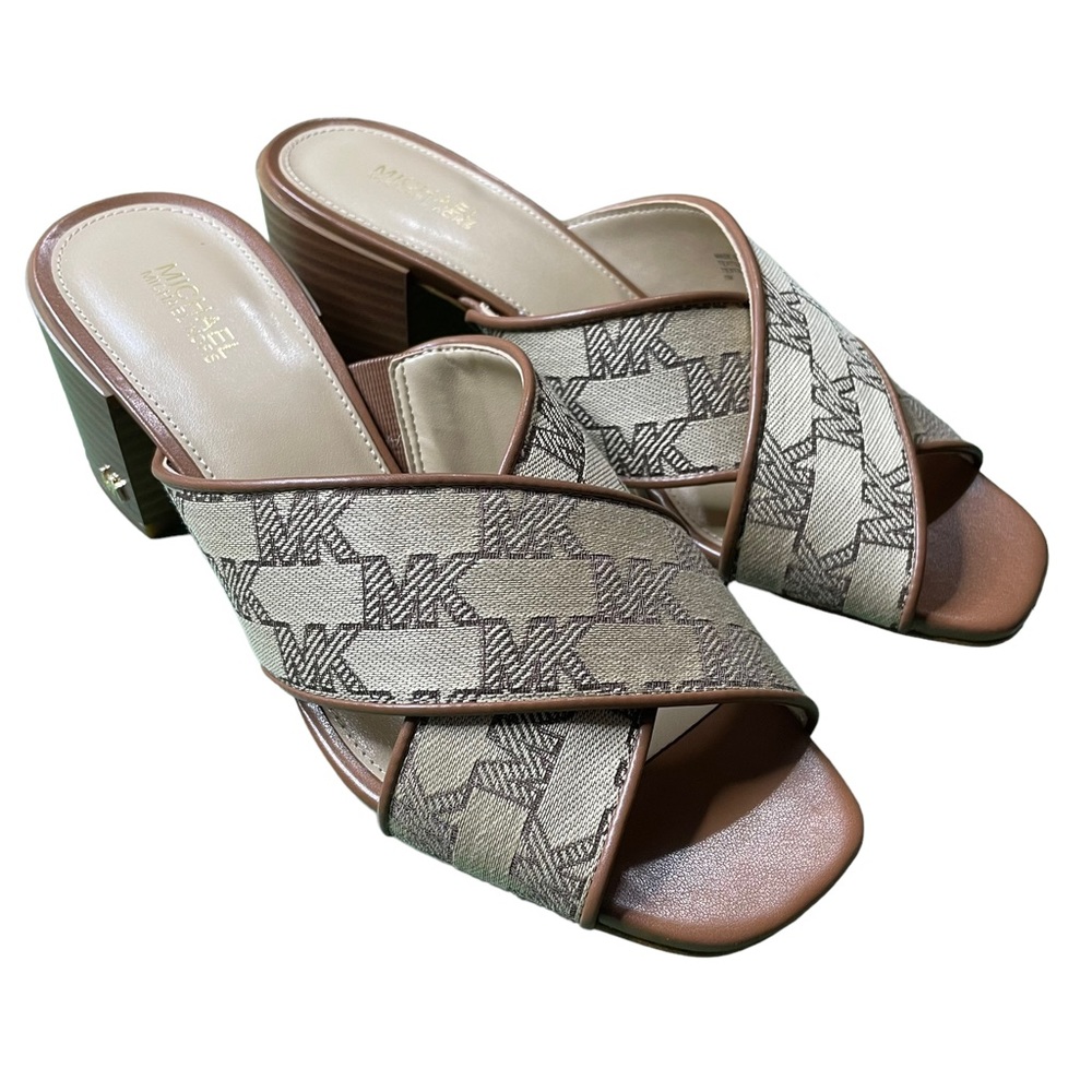 Michael Kors slip on sandals Size 7M